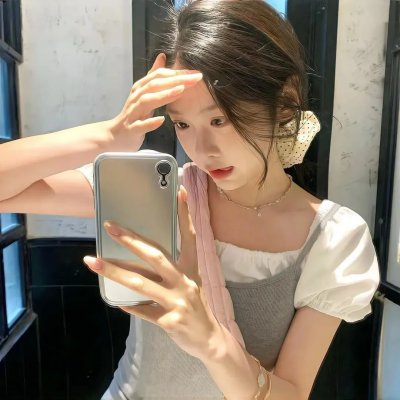 黎明时分的年轻人们